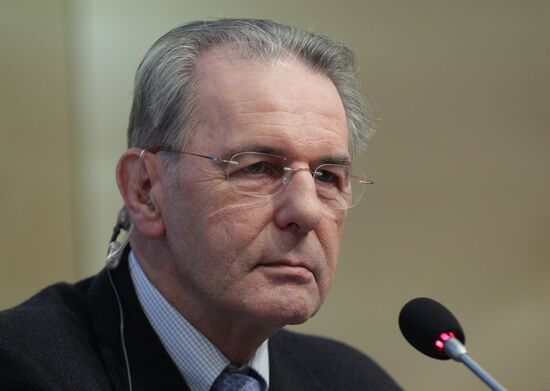 News conference with IOC President Jacques Rogge