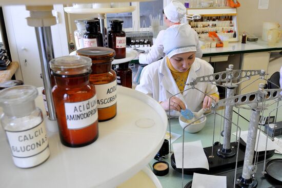 Regional Drugstore Warehouse operations