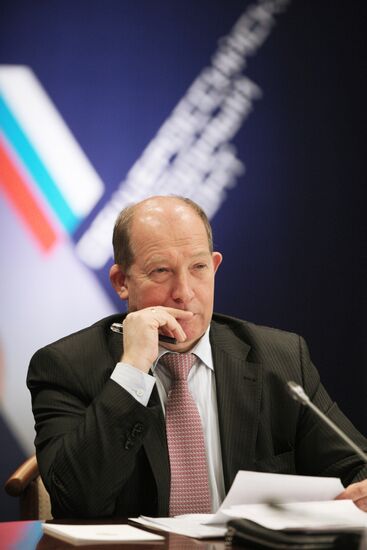 Vladimir Putin meets with motorists