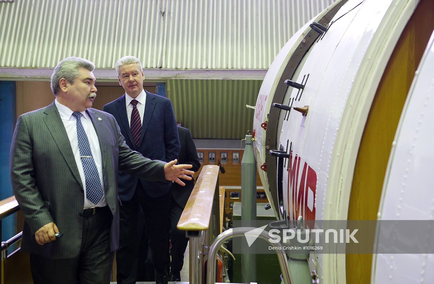 Sergei Sobyanin visits Khrunichev center