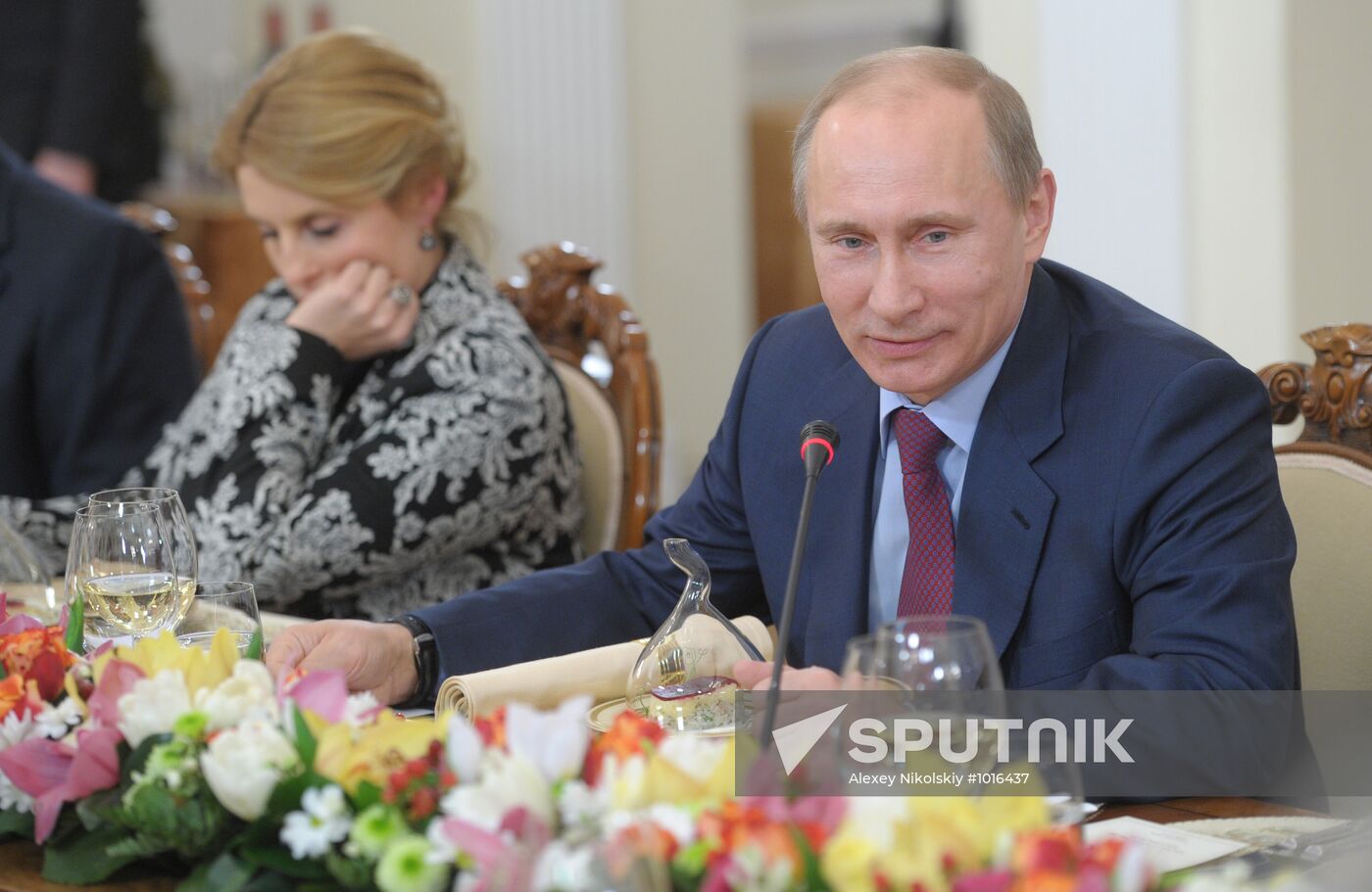 Vladimir Putin meets with mass media chief editors