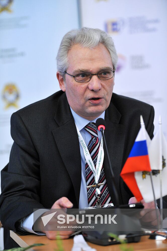 Gaidar Forum 2012. Second Day.