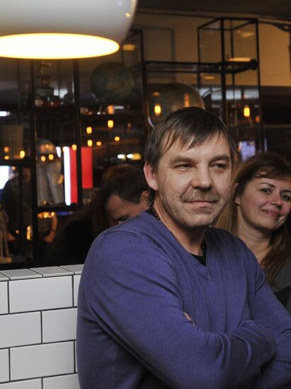 KHL Hockey Stars match party
