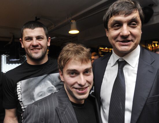 KHL Hockey Stars match party