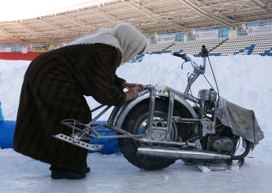 International Bike Festival SNOWDOGS 2012 in Togliatti