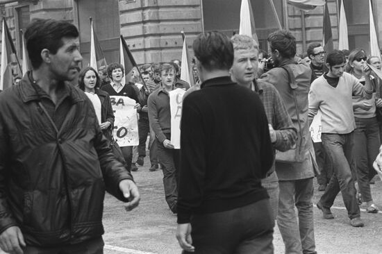 Protesters on streets of Prague