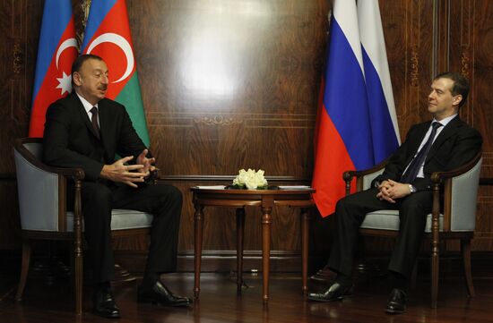 D.Medvedev meets with I.Aliyev