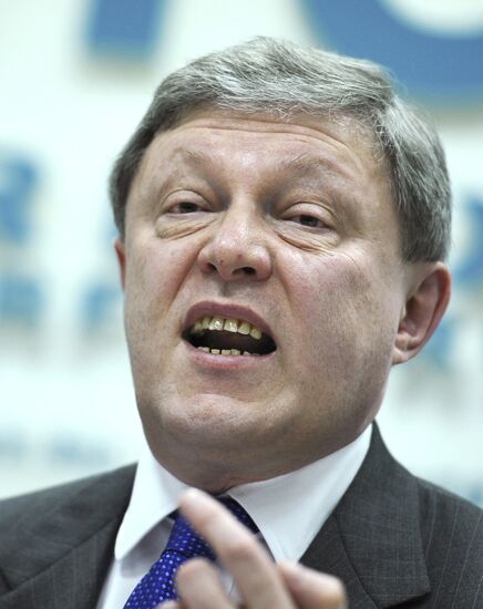 News conference by Grigory Yavlinsky