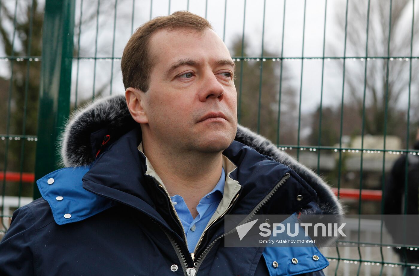 Dmitry Medvedev visits new checkpoint on Russian-Abkhaz border