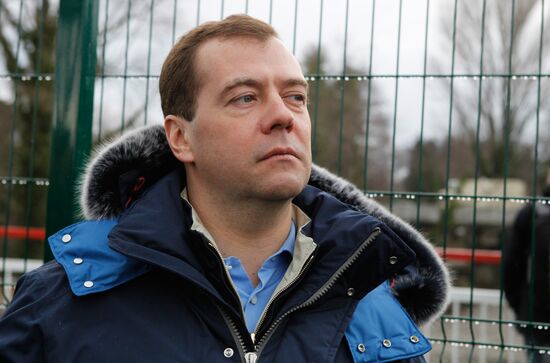 Dmitry Medvedev visits new checkpoint on Russian-Abkhaz border