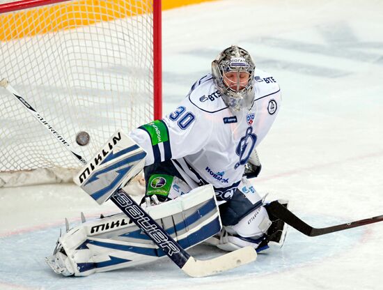 Hockey. KHL. SKA vs. Dynamo Moscow