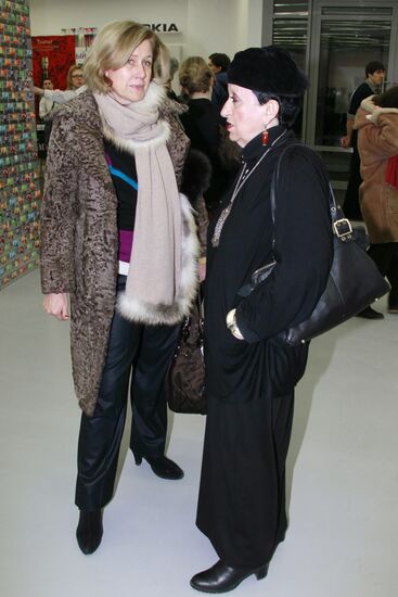 Opening of Svetlana Konegen's HOME, COSE, CITTA exhibition