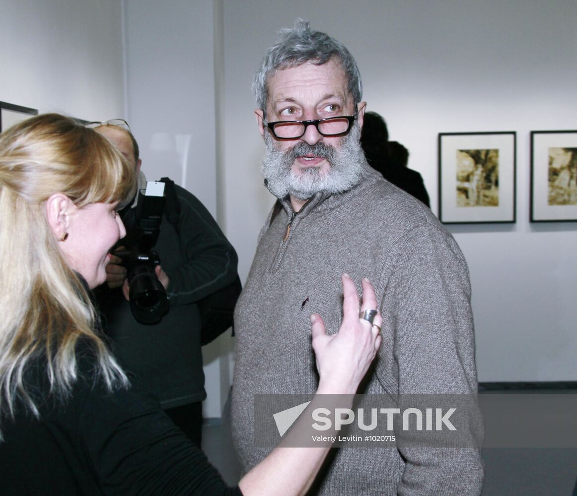 Opening of Svetlana Konegen's HOME, COSE, CITTA exhibition