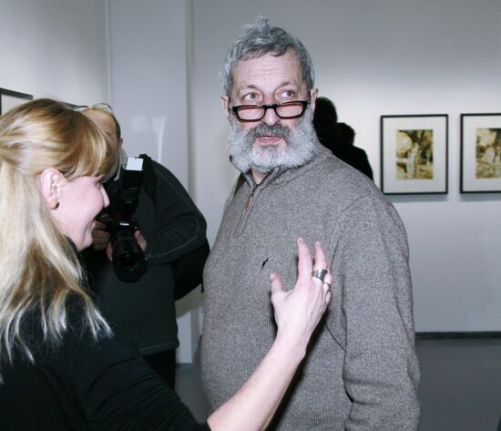 Opening of Svetlana Konegen's HOME, COSE, CITTA exhibition