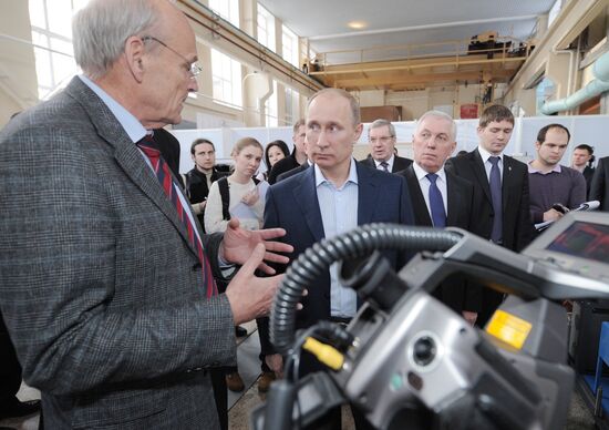 Vladimir Putin visits Siberian Federal District