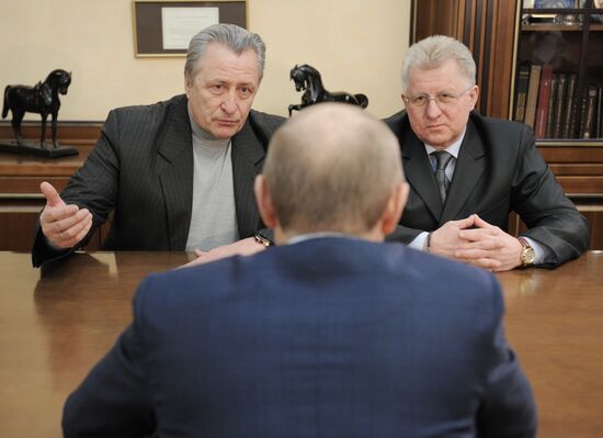 Vladimir Putin visits Siberian Federal District