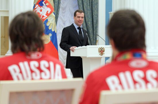 Dmitry Medvedev meets with Winter Youth Olympic Games medalists