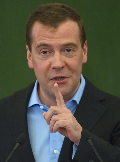 Dmitry Medvedev meets with students of MSU Journalism Department