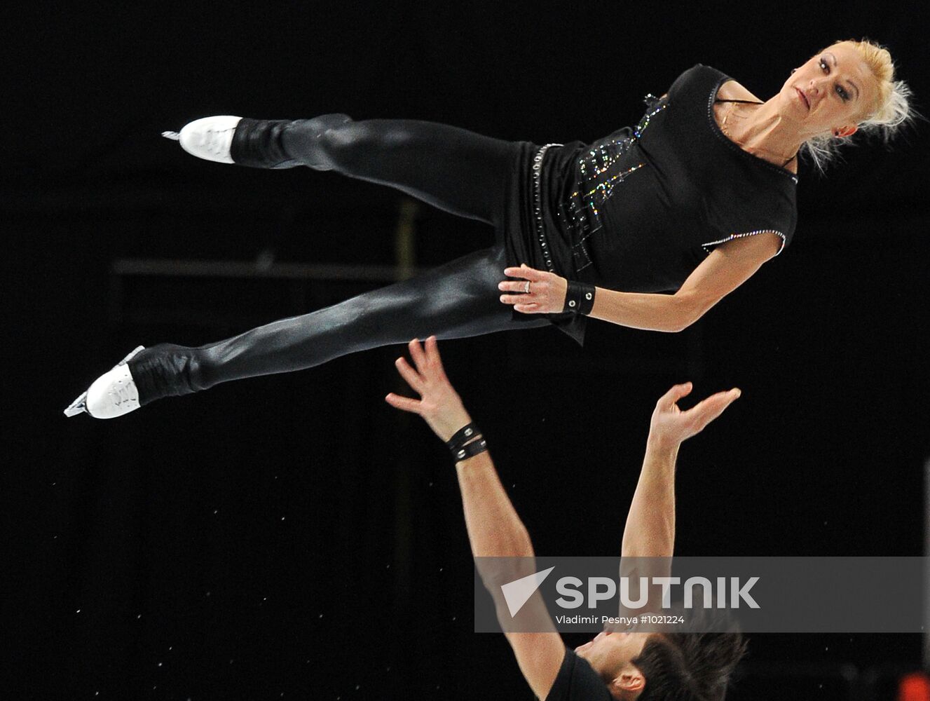 2012 European Figure Skating Championships. Pairs Short Program