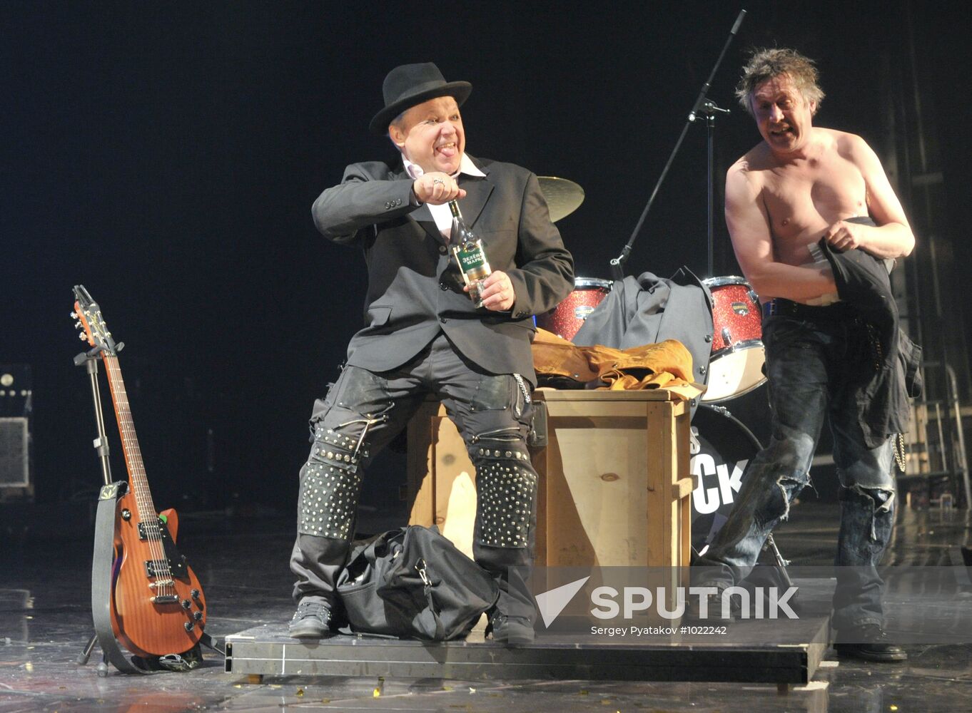 Media-preview of play "Anarchy"