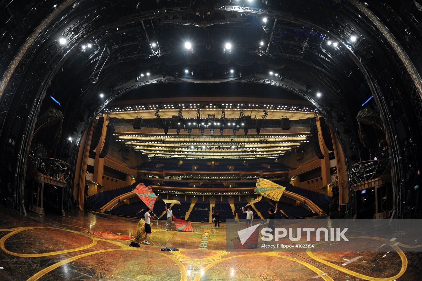 Rehearsal of Zarkana Cirque du Soleil Show in Kremlin