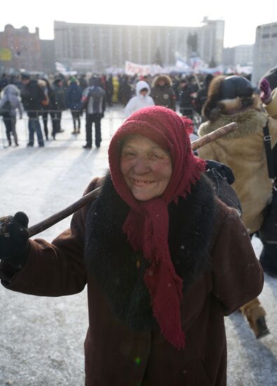 Rally in Yekaterinburg to support working people