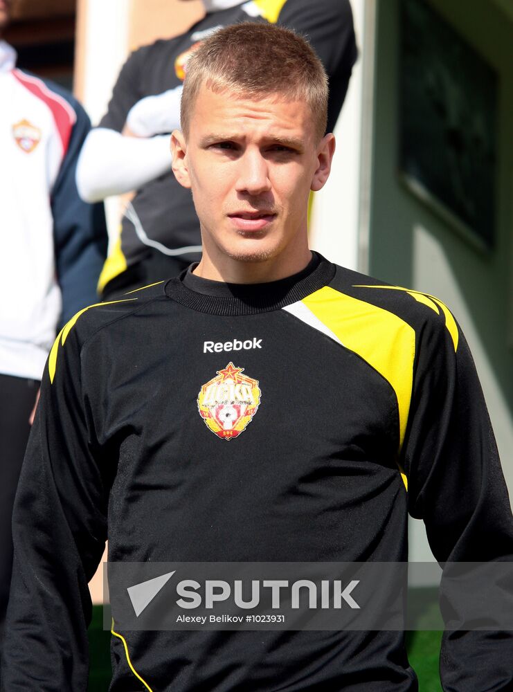Football. PFC CSKA holds pre-season training session