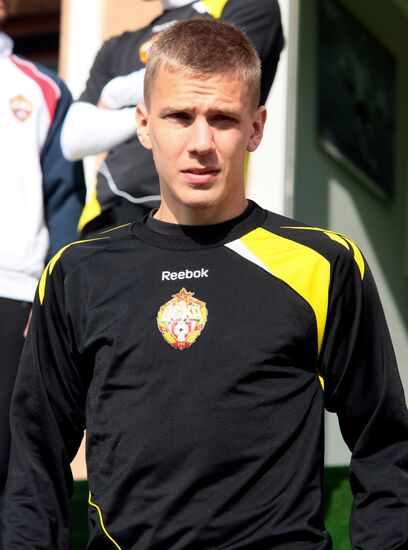 Football. PFC CSKA holds pre-season training session