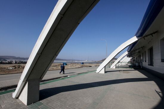 Constructing an aquarium on Russian island in Vladivostok