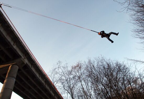 Rope jumping from Chyortov Bridge in Kaliningrad