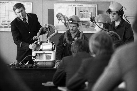 Miners and students of trade school