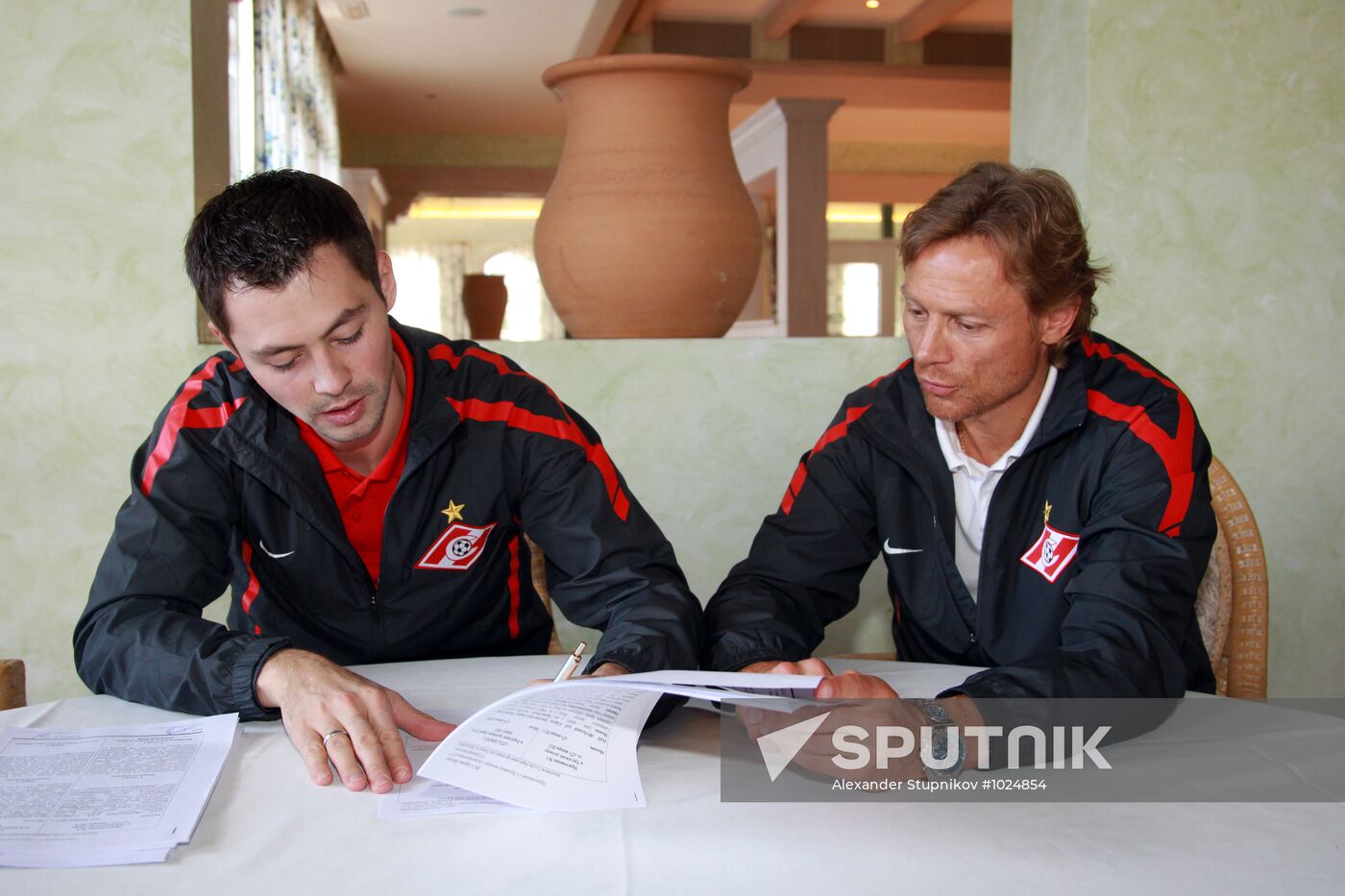 Diniyar Bilyaletdinov trains as FC Spartak's player