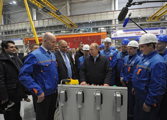 Vladimir Putin visits North Western Federal District