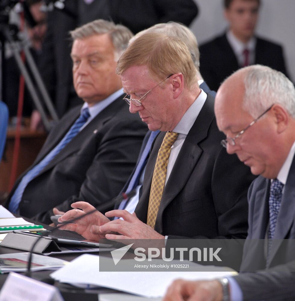 Vladimir Putin visits North Western Federal District