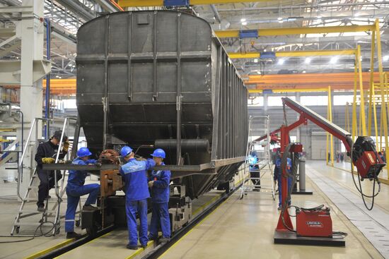 Tikhvin Carriage Works commissioned