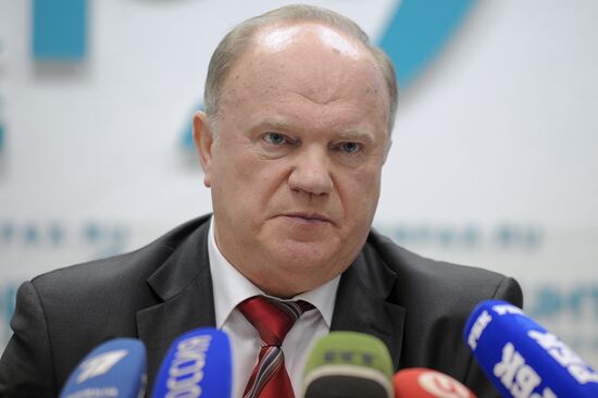 Russian presidential hopeful Gennady Zyuganov's news conference