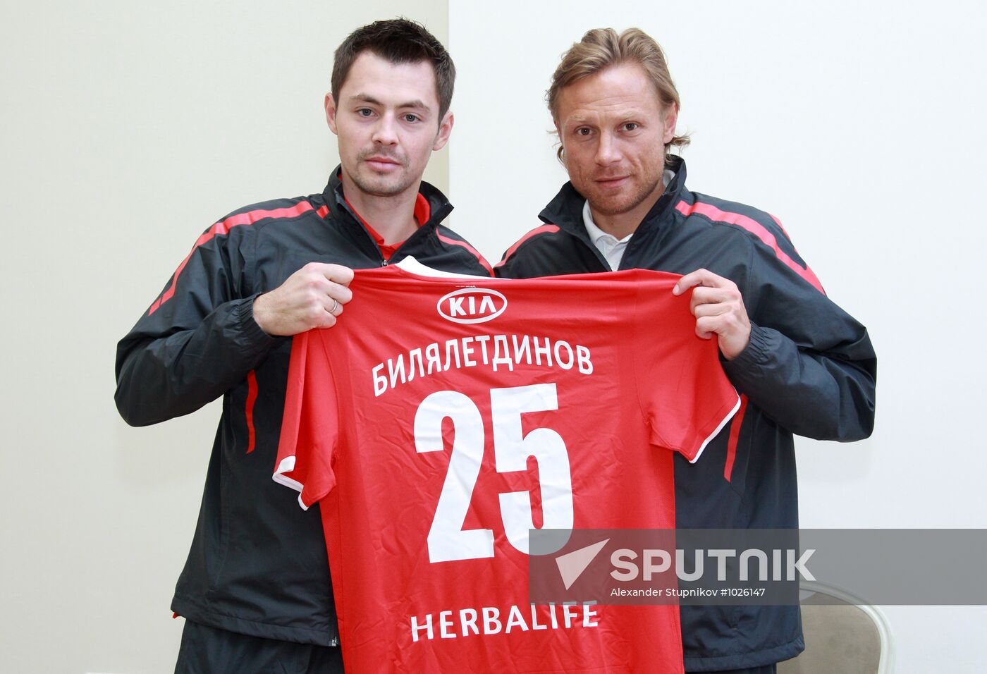 Diniyar Bilyaletdinov attends FC Spartak training session