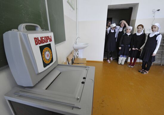 Polling station prepared for Russian presidential election