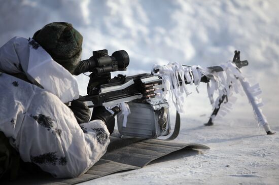 Russian troops testing new thermal sight named Shakhin