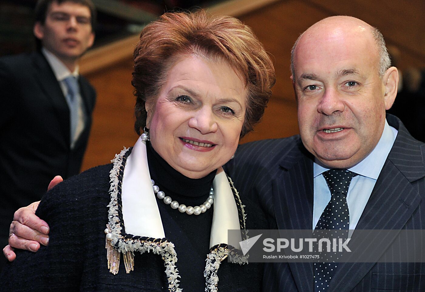Lev Leshchenko performs anniversary concert