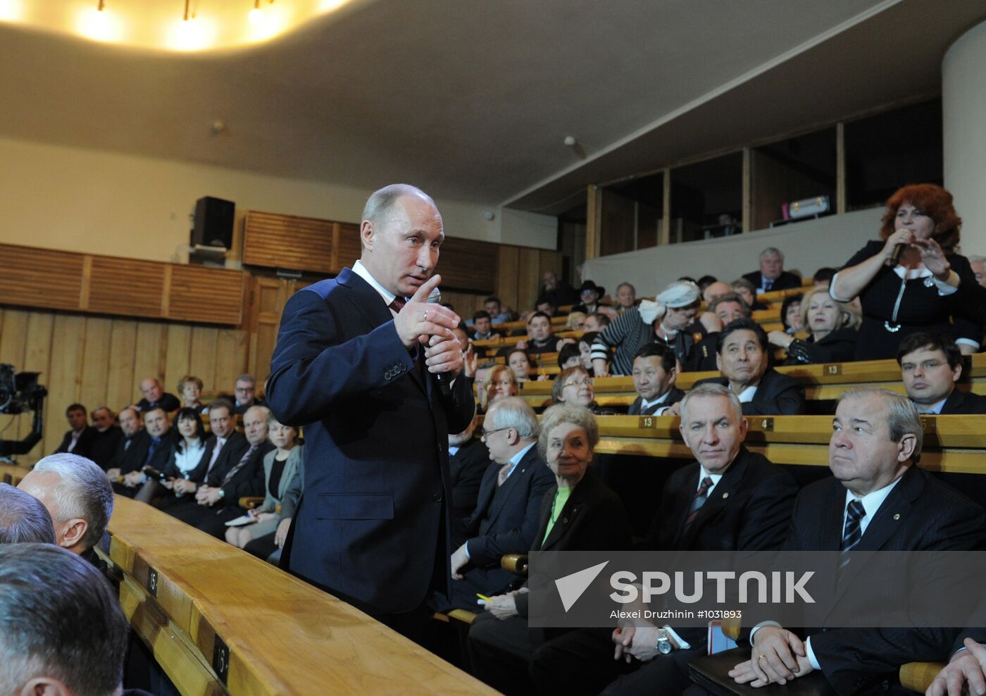 Vladimir Putin meets with his authorized representatives