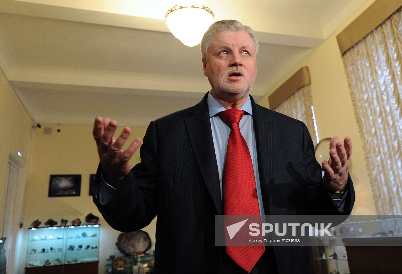 Sergei Mironov meets with authorized representatives