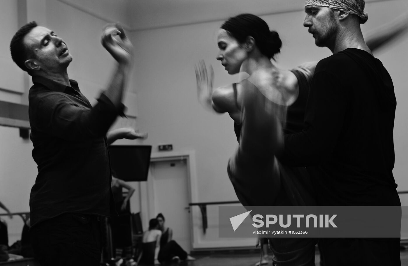 World ballet dancers rehearse in Moscow