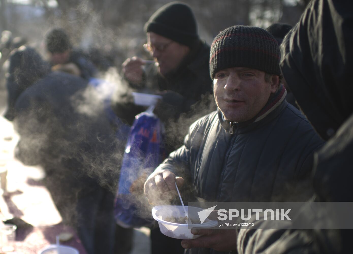 Distributing food to the homeless