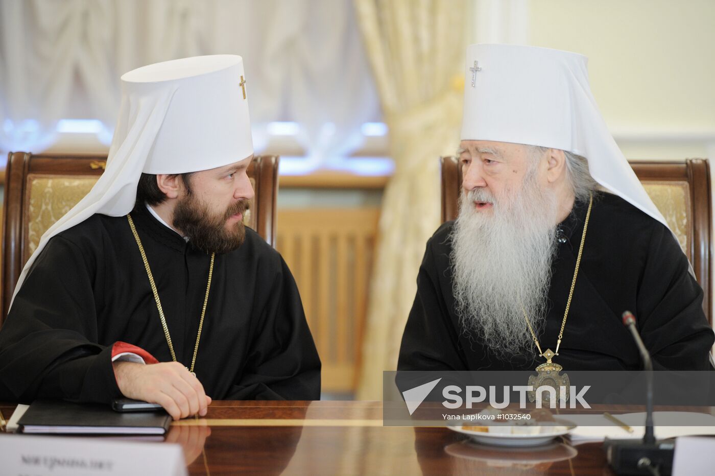 Vladimir Putin meets with representatives of traditional faiths