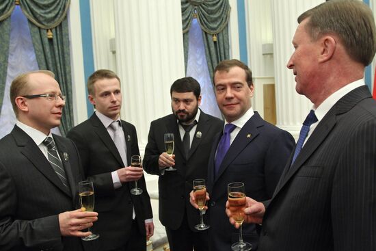 Dmitry Medvedev presents presidential awards to young scientists