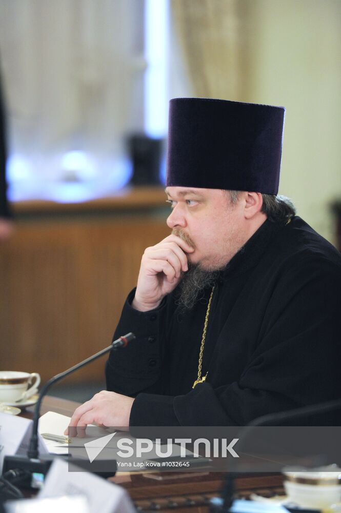 Vladimir Putin meets with representatives of traditional faiths