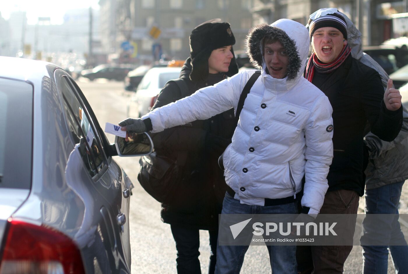 Flashmob in Sadovoye Ring to support Vladimir Putin