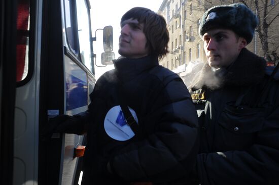 Flashmob in Sadovoye Ring to support Vladimir Putin