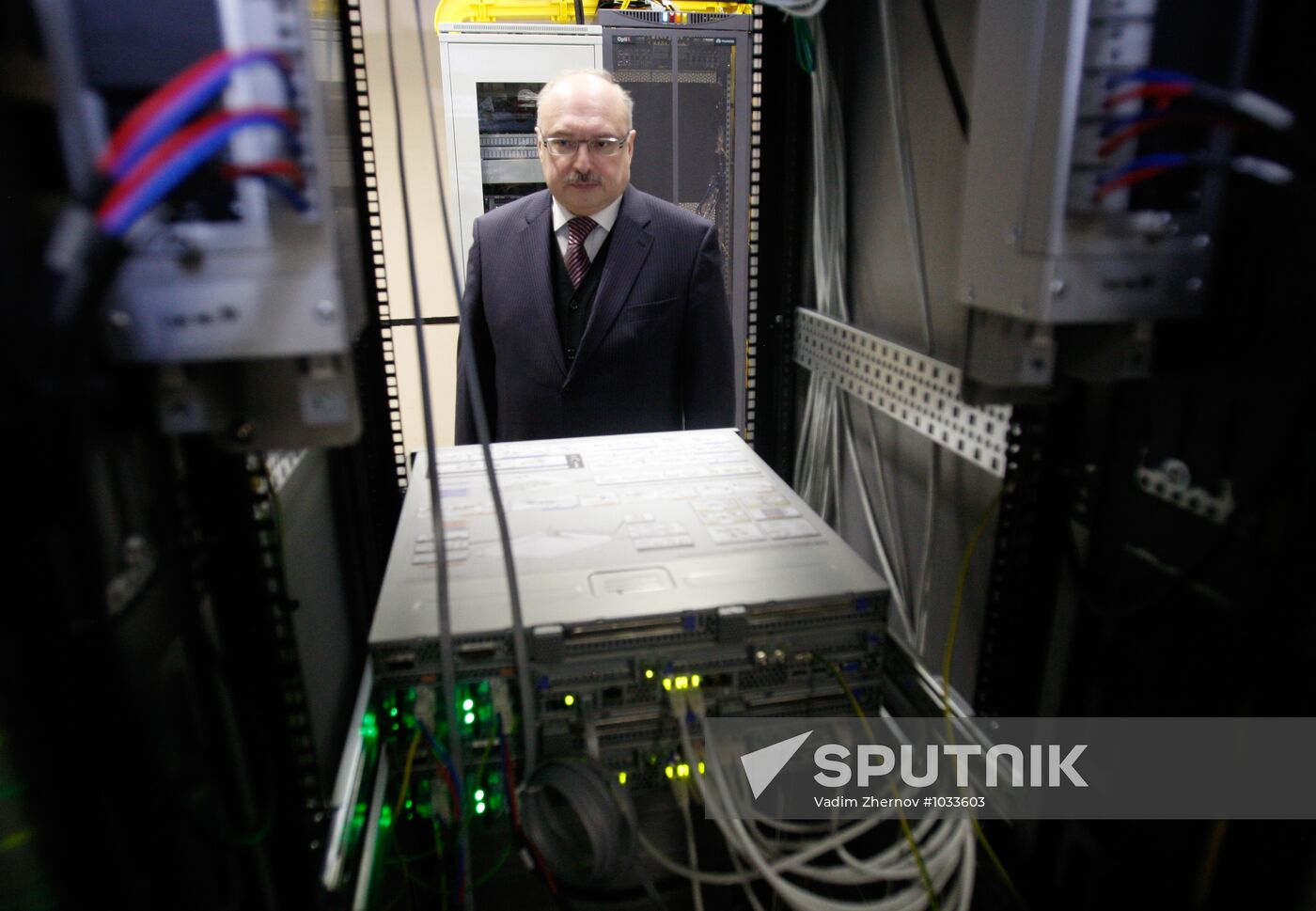 Installing equipment at polling station in St. Petersburg